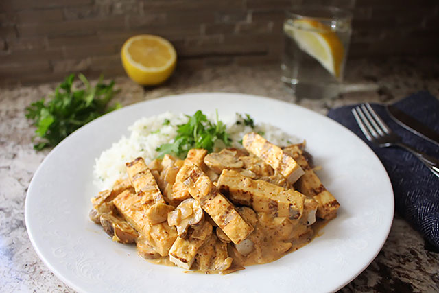 Chicken Stroganoff with Rice