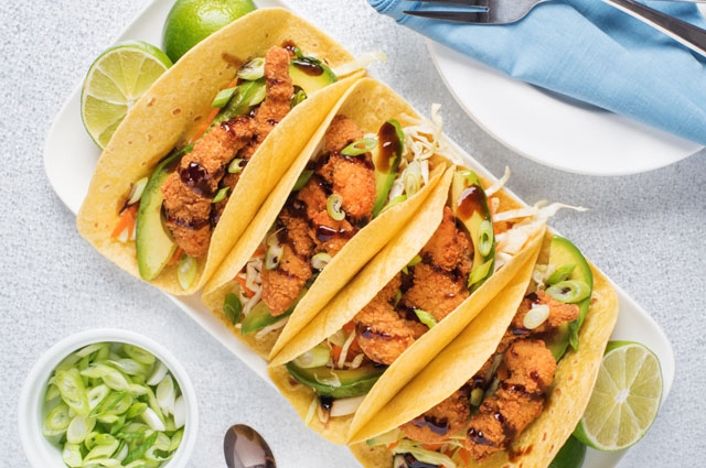 Tacos au poulet au miel et à l'ail